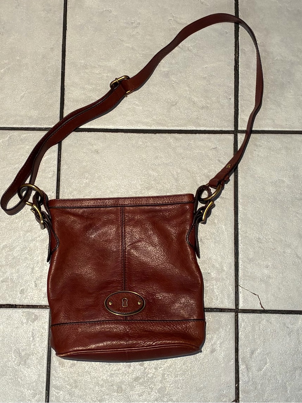 2012 Fossil Maddox Bucket Bag with Matching Wallet